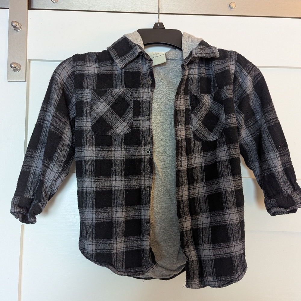Smith's American brand black and gray plaid youth size 7